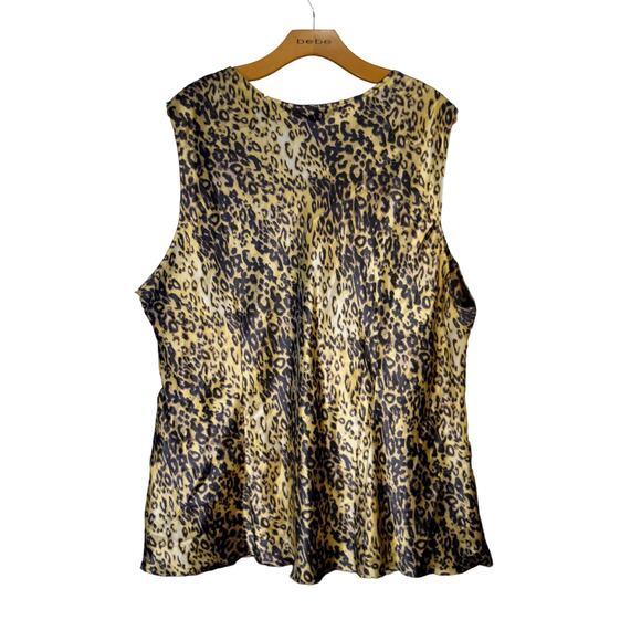 Lane Bryant Leopard Cheetah Print Pop-over Top Sleeveless Shirt V-Neck Twisted - Picture 2 of 6